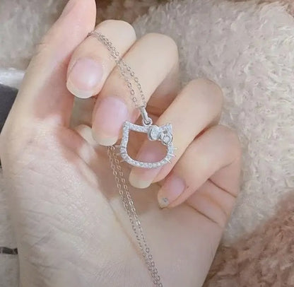Hello Kitty necklace