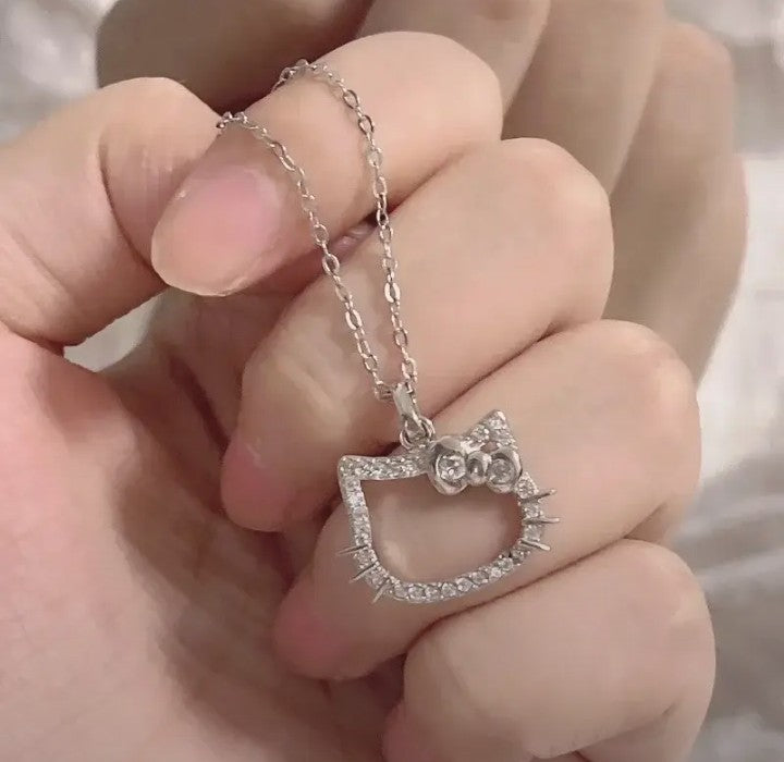 Hello Kitty necklace